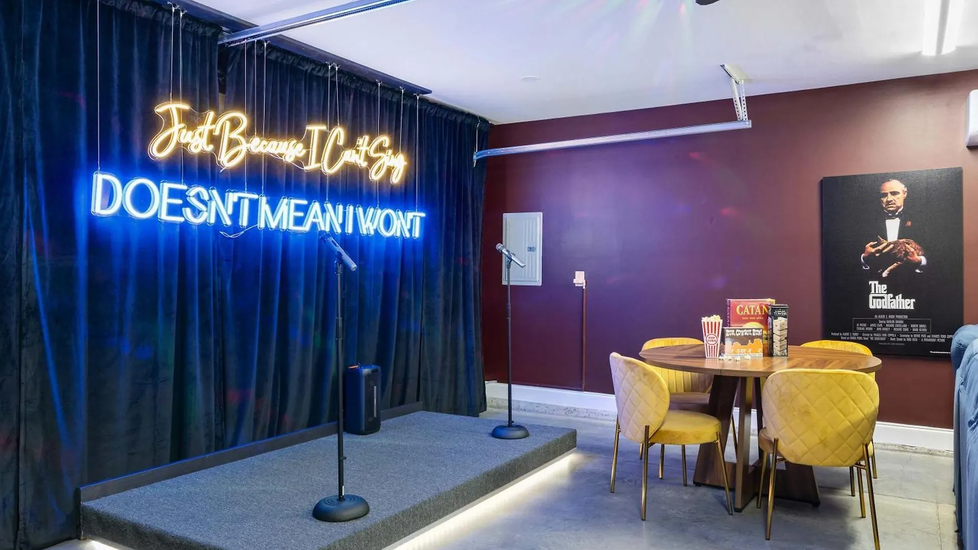 The Morrison - Karaoke Theater Backyard Oasis Βίλα Νάσβιλ 0*,  Ηνωμένες Πολιτείες της Αμερικής